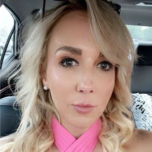 Meet your Posher, Kaitlin